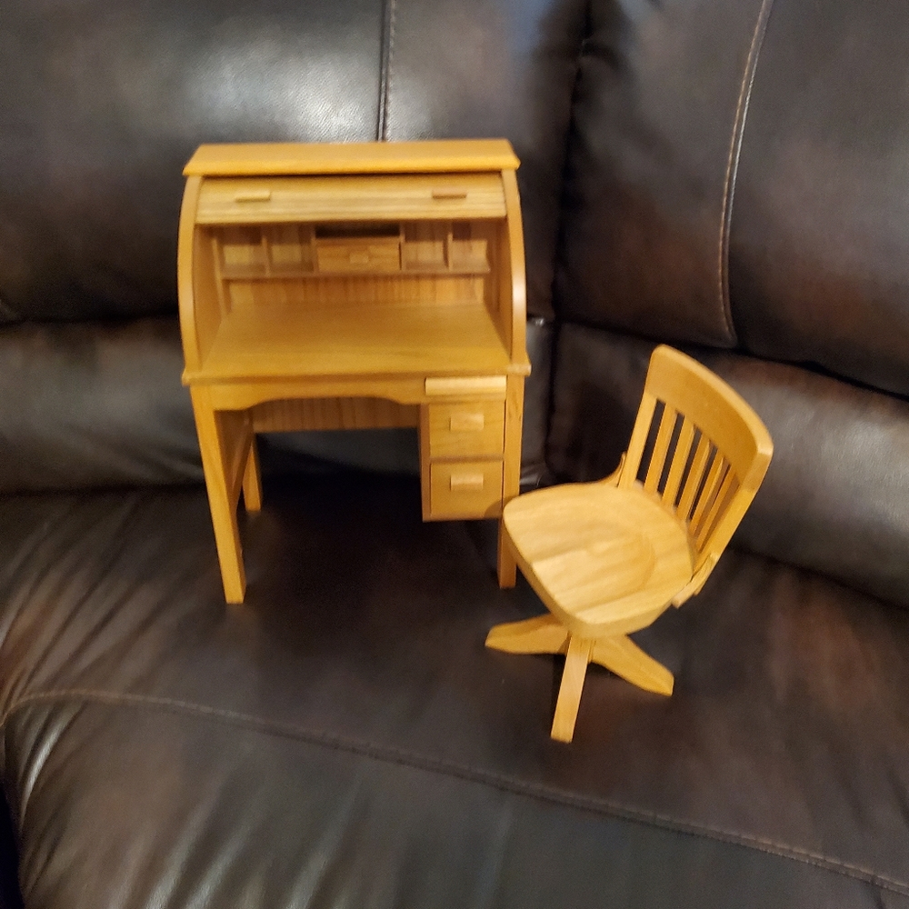 American girl roll top desk and chair